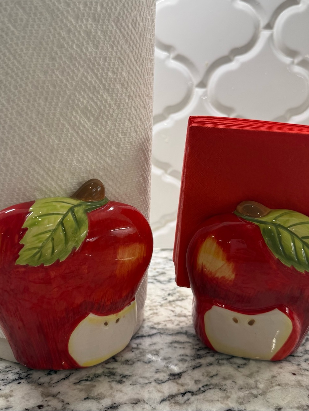 1990s Alco Vintage Ceramic Kitchen Apple Napkin/Sponge and Paper Towel Holder